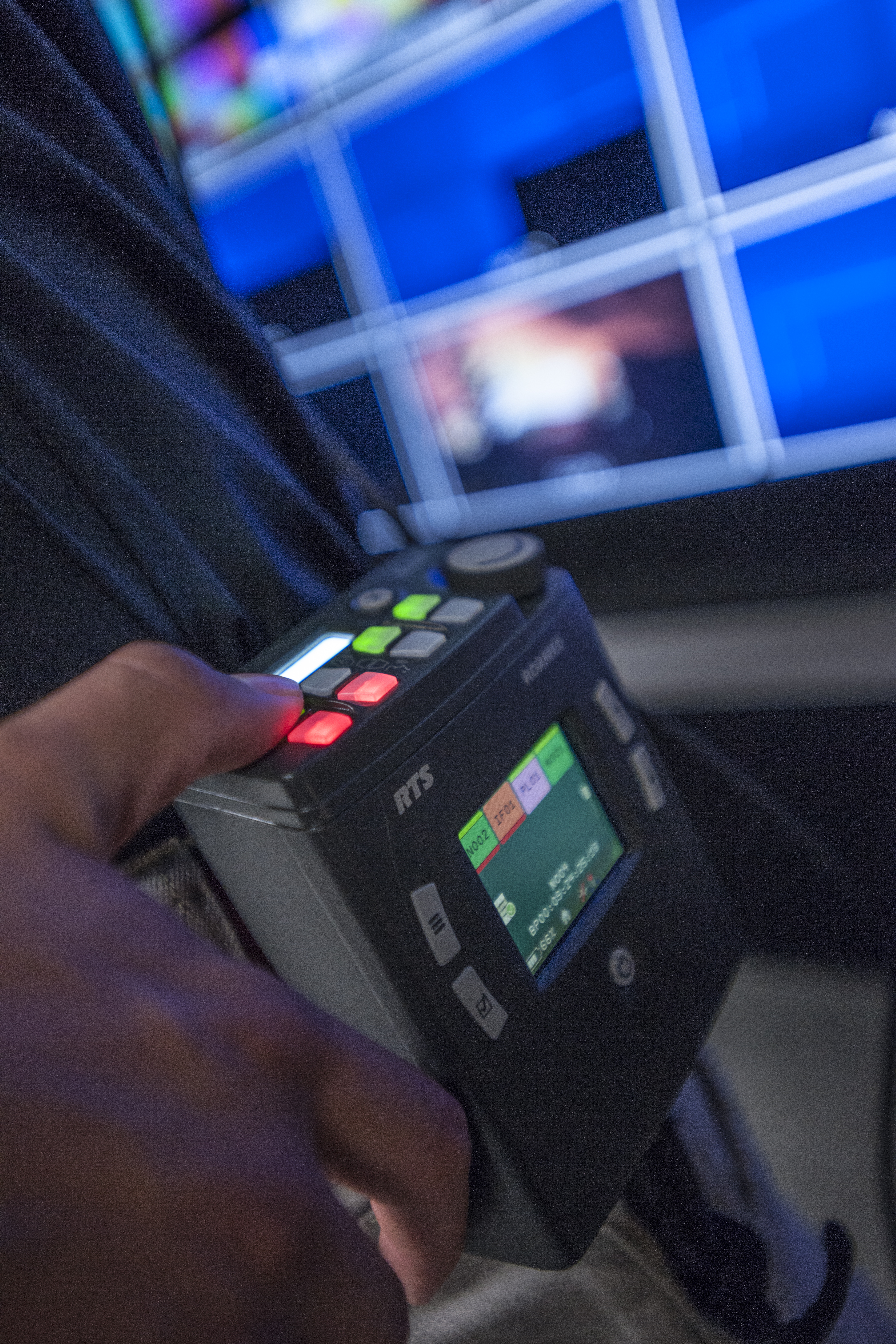 TR-1800